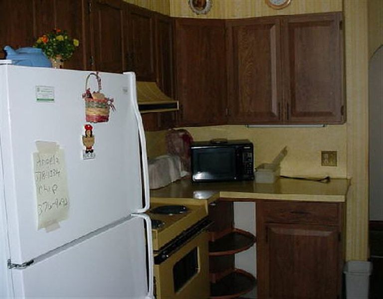 3rd image of 11 WASHINGTON Avenue