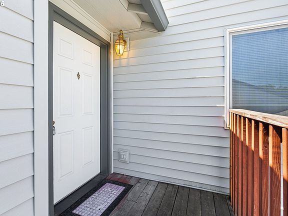 4th image of 4000 NE 109th Ave Unit 209G
