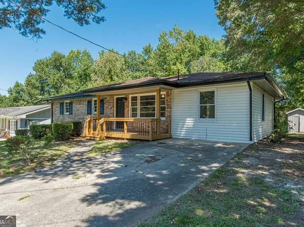 6405 Kensington Ct, Powder Springs, GA 30106