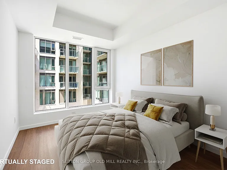 689 The Queensway #329 — Photo 18