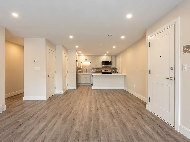 Nahatan Terrace Realty, LLC. — Photo 4