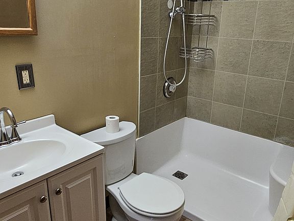 5th image of 8020 Cherrywood Dr