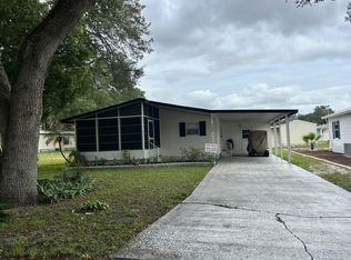 37645 Tradewind Dr, Zephyrhills, FL 33541
