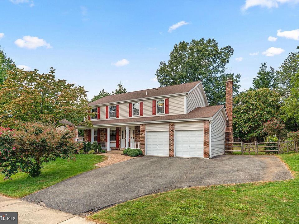 1st image of 4013 Cherry Valley Dr