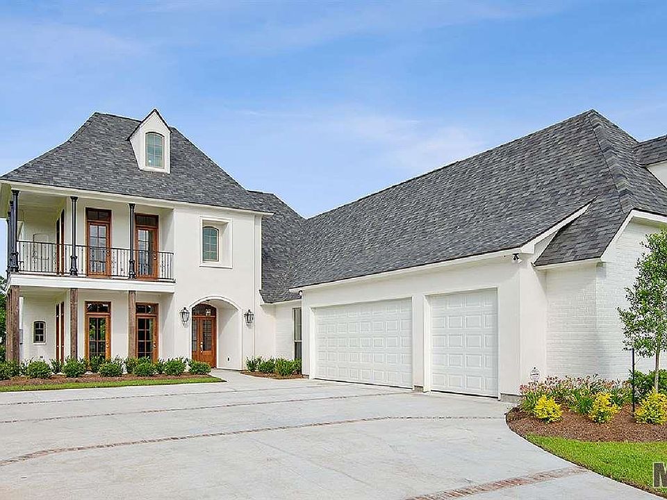 1st image of 18757 Lake Harbor Ln