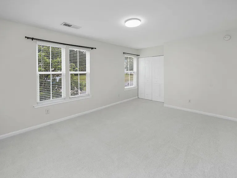 201 Hammock Dr — Photo 34