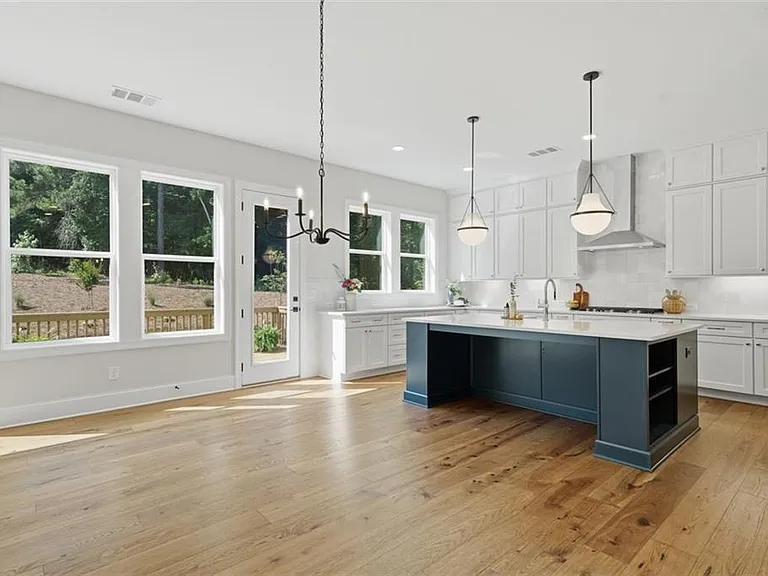 401 Oakleigh Ave — Photo 10
