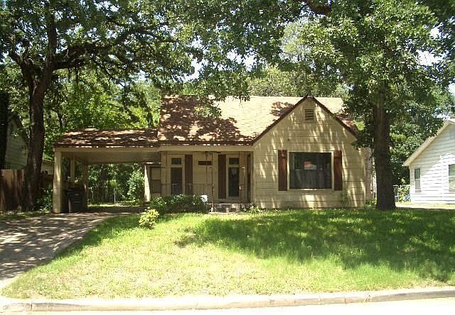 1st image of 1667 Robinwood Dr
