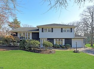 28 Barbara Way, Wayne, NJ 07470