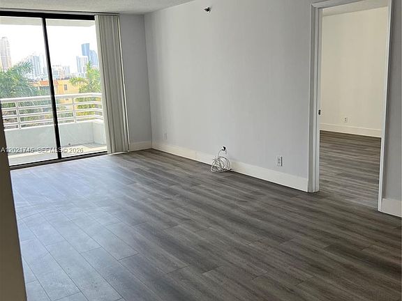 5th image of 3300 NE 192nd St APT 616