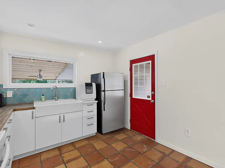4711 Alf Ave — Photo 12