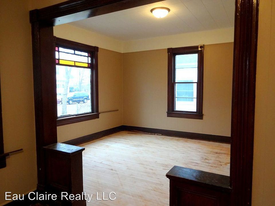2nd image of 516 Erin St