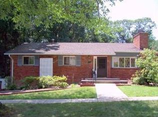 1719 Evelyn Dr, Rockville, MD 20852