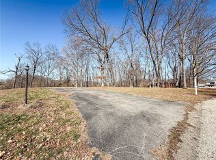 20753 N Heritage Ln, Marshall, IL 62441