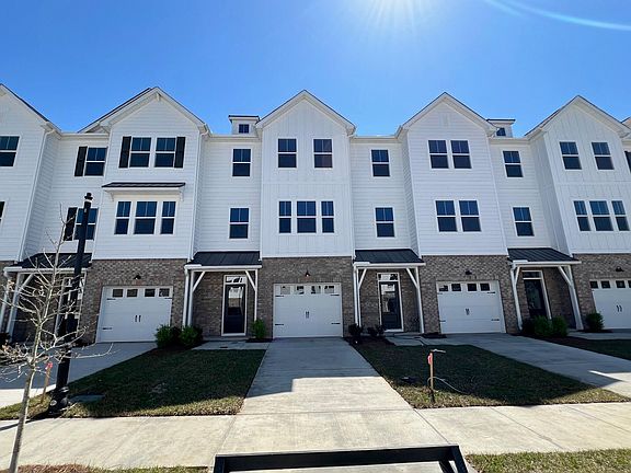 2nd image of 9417 Sun Fountain Dr