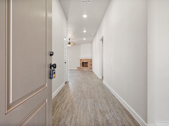 2nd image of 2807 Trenton Ave