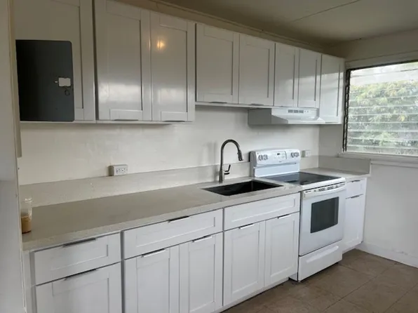 84-736 Hanalei St, Waianae, HI 96792