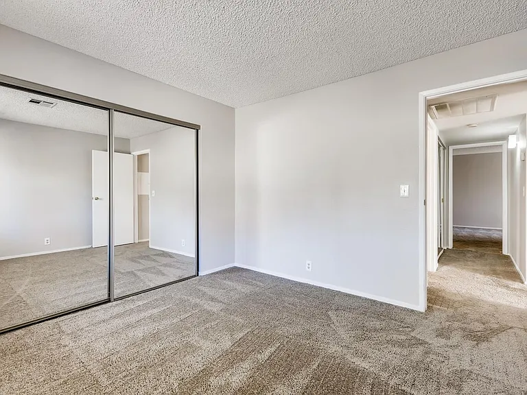 5171 Pioneer Ave #202 — Photo 20