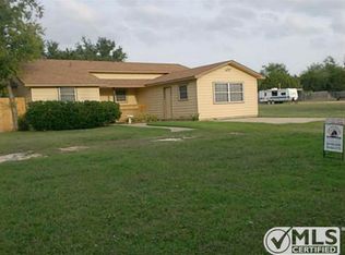106 Euless, Whitney, TX 76692