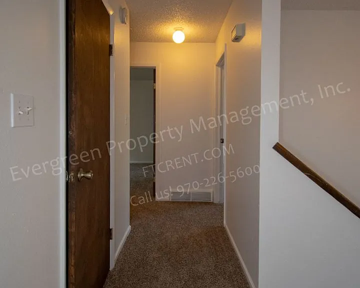 2401 W Stuart St — Photo 18