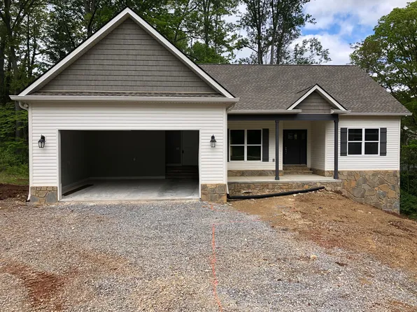 9701 Gulf Chase Ln, Knoxville, TN 37923