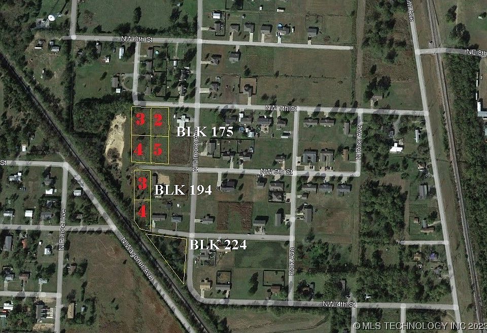 1st image of NE 7th St
