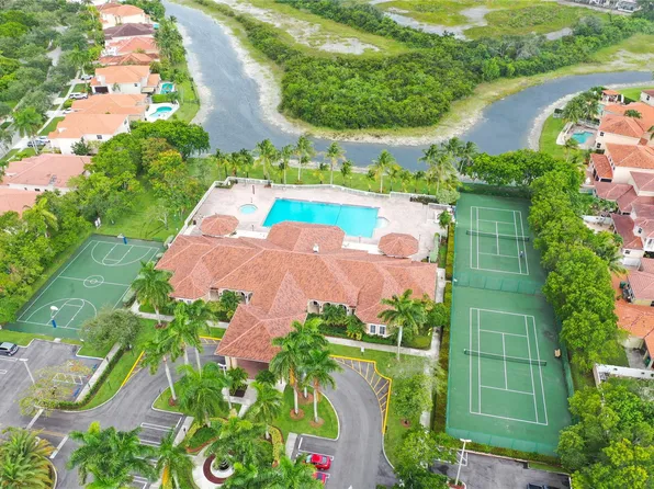 7640 Westwood Dr, Fort Lauderdale, FL