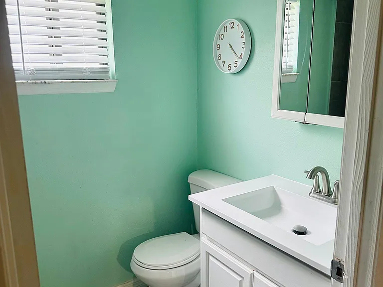 1003 Bernice Rd #A — Photo 8