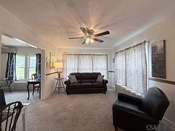 4th image of 225 Hawthorne St
