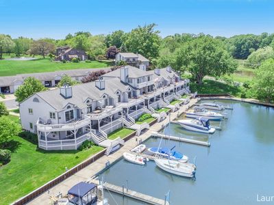 358 Mariners Cv, Douglas, MI, 49406