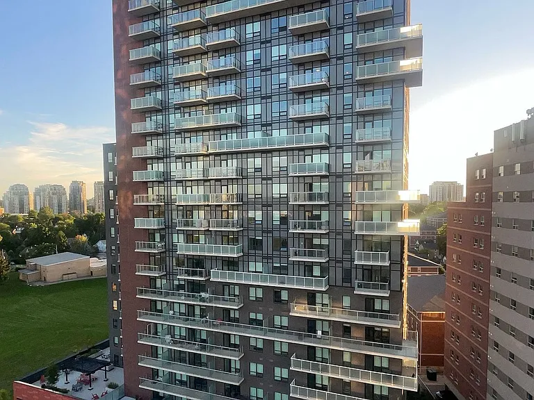 158 King St N #1206 — Photo 1