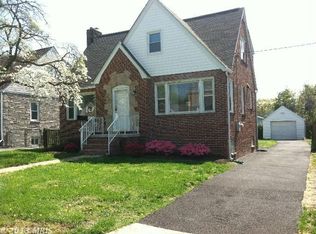 1949 Sunberry Rd, Baltimore, MD 21222