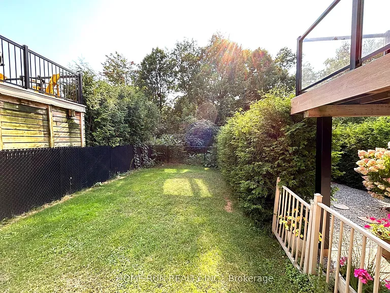 862 Fletcher Cir — Photo 28