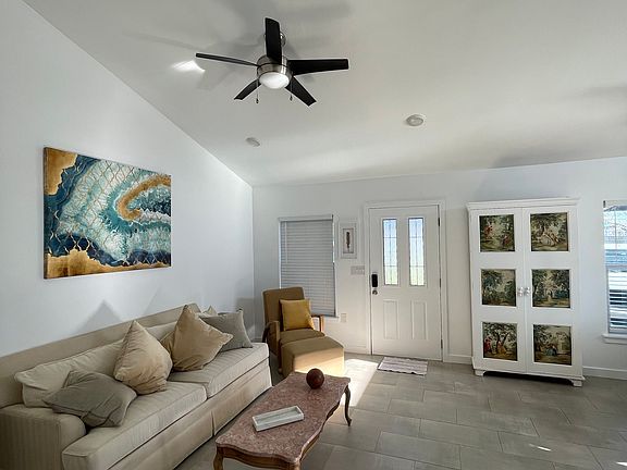 3rd image of 8000 Tisdale Dr Unit 1