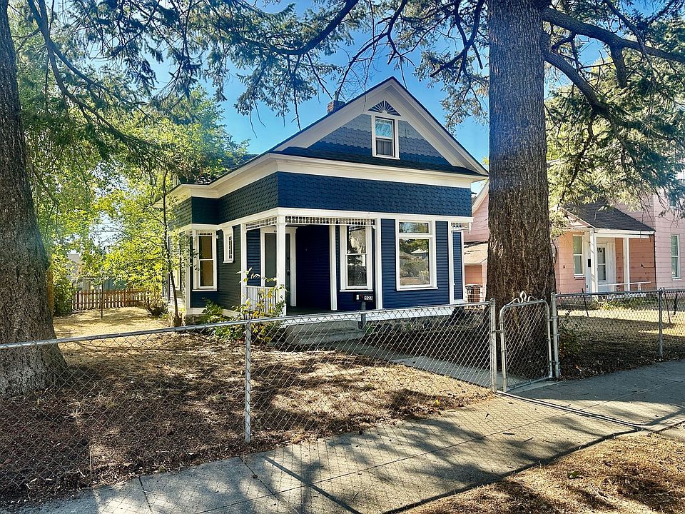 1st image of 1923 W College Ave