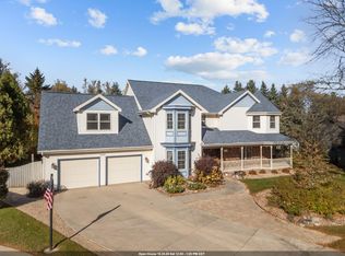 808 E Mayfield Dr, Appleton, WI 54911