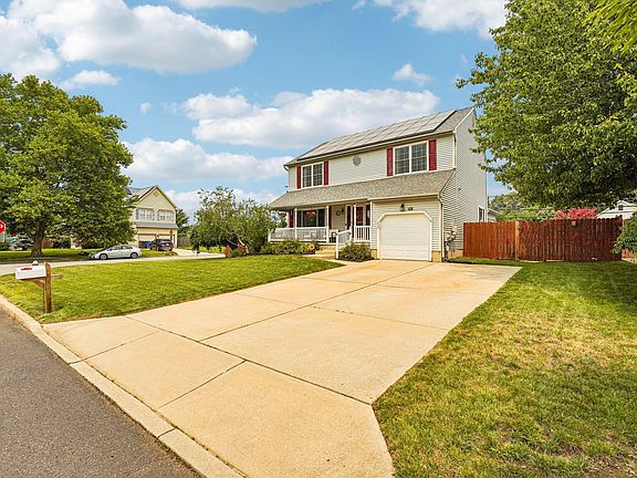 2nd image of 235 Abbey Ln