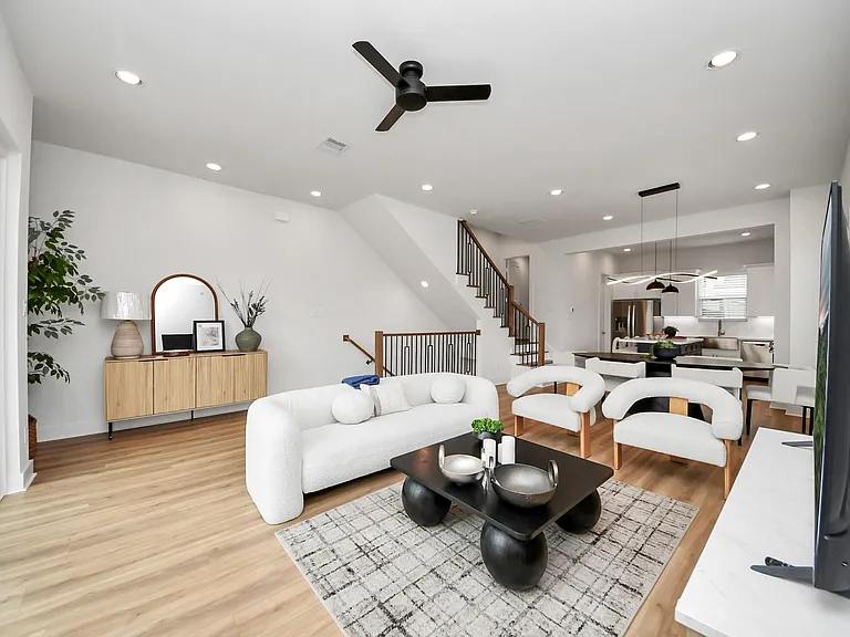 2426 Ella Blvd — Photo 10