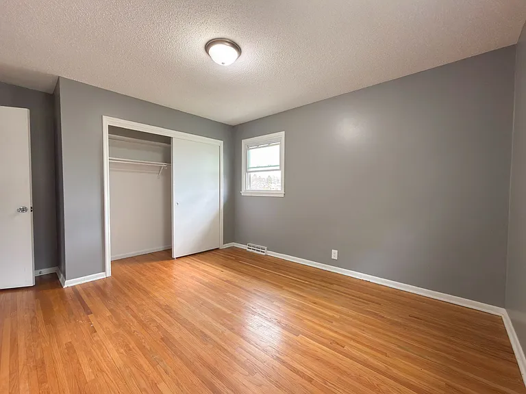 5029 Arbor Cir — Photo 15