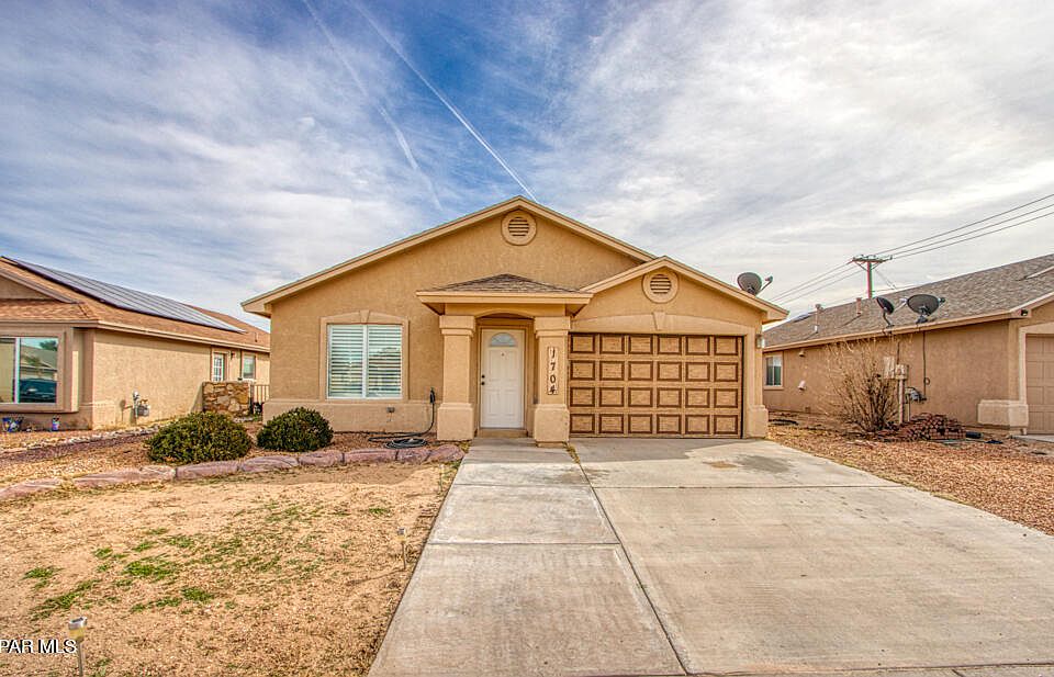1st image of 1704 Shreya St