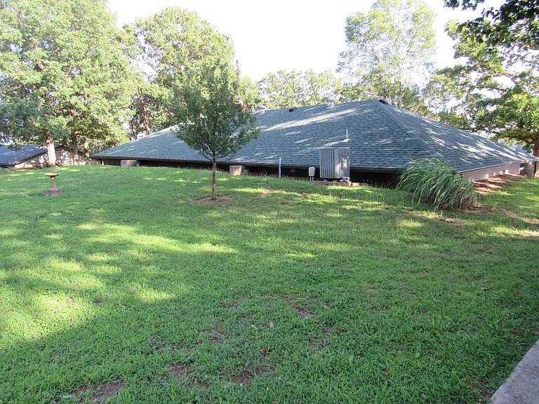 142 Port Niangua Ln — Photo 34