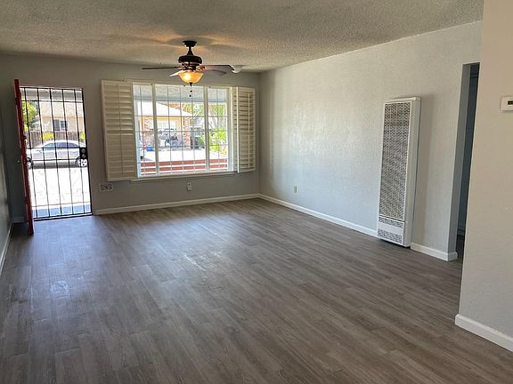 3rd image of 31740 Carroll Ave