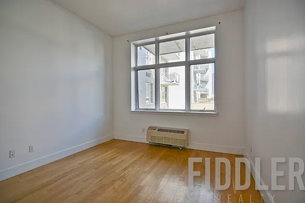 Rented by Fiddler Realty | media 11