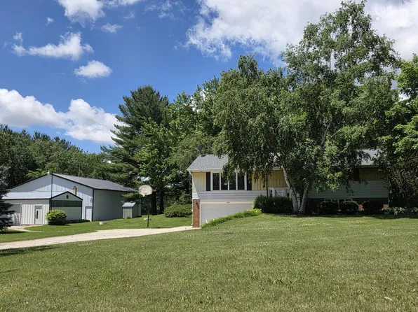 6051 Blueberry ROAD, Allenton, WI 53002
