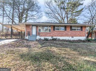 717 Oakdale Dr, Forest Park, GA 30297