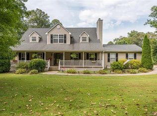 125 N Blue Ridge Rd, Black Mtn, NC 28711