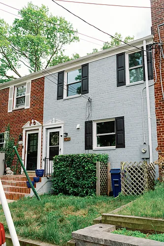 208 Gentry Ave Photo 1