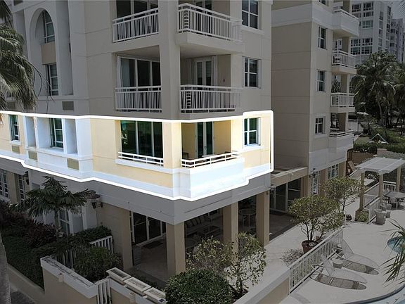 5th image of Carrion Court Carrion Court Playa Street 103 #6