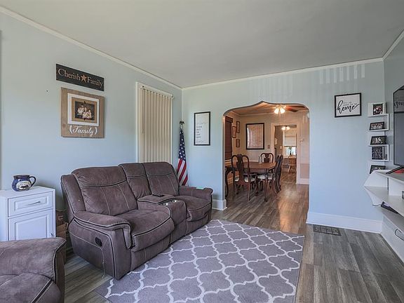 5th image of 7544 Abbie Pl