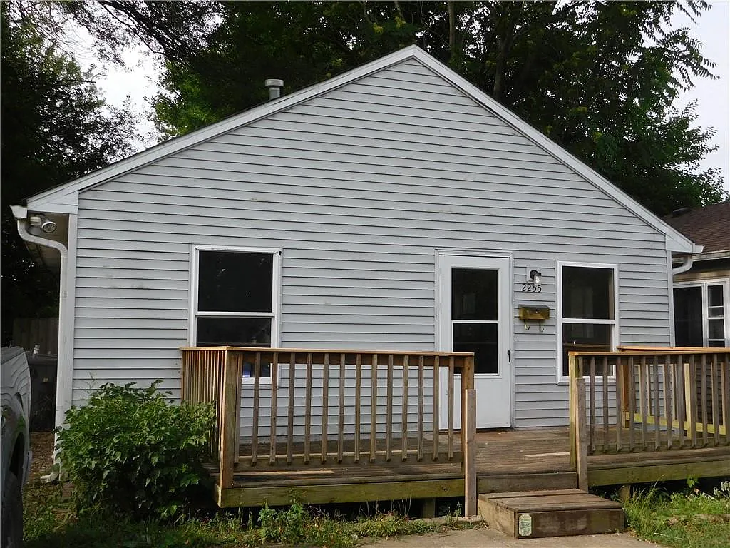 2255 Reformers Ave photo 1